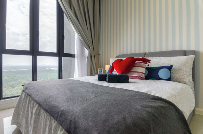 Bedroom 3, Stylish Dpristine 9 Next to Legoland Free Parking, Johor Bahru