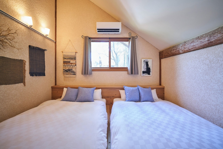 Bedroom 1, Fiore Shima, Shima