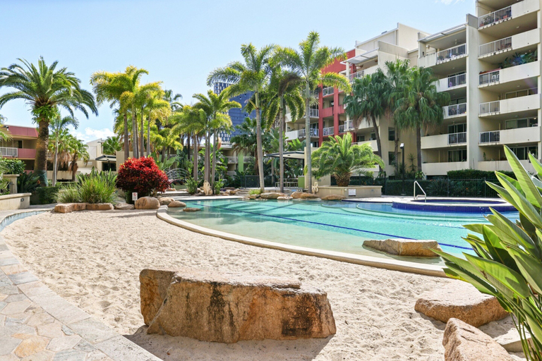 Pool 5, Bright 1-bed With Great Views & Amenities, Fortitude Valley