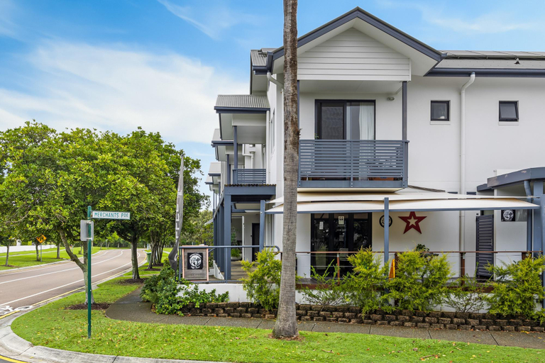 Exterior view 2, Comfy Studio Apartment in Marcoola Beach, Maroochy - Coastal North