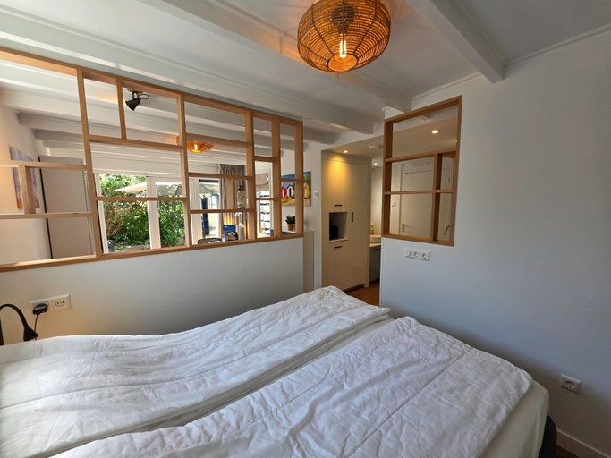 Room 3, Charming and Cozy Furnished 2-person Studio Apartment, Texel