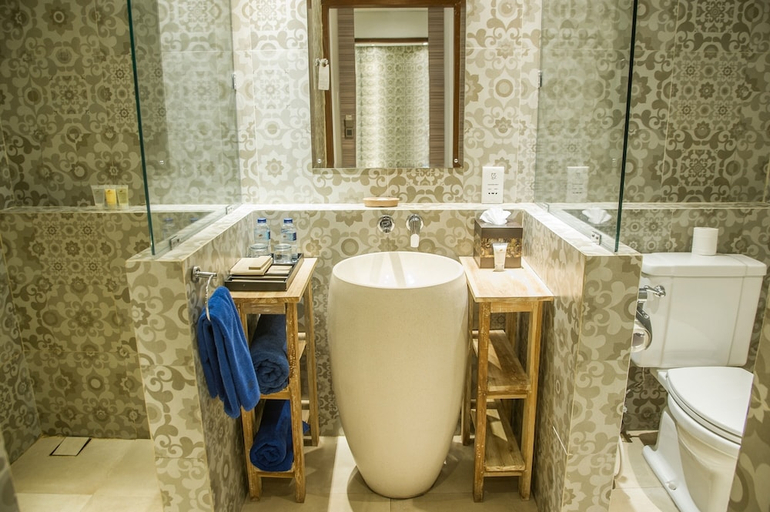 Bathroom 4, Lembongan Boutique Resort, Klungkung