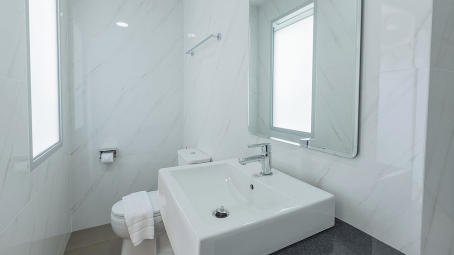 Bathroom 3, B2 Map Ta Phut Boutique & Budget Hotel, Muang Rayong