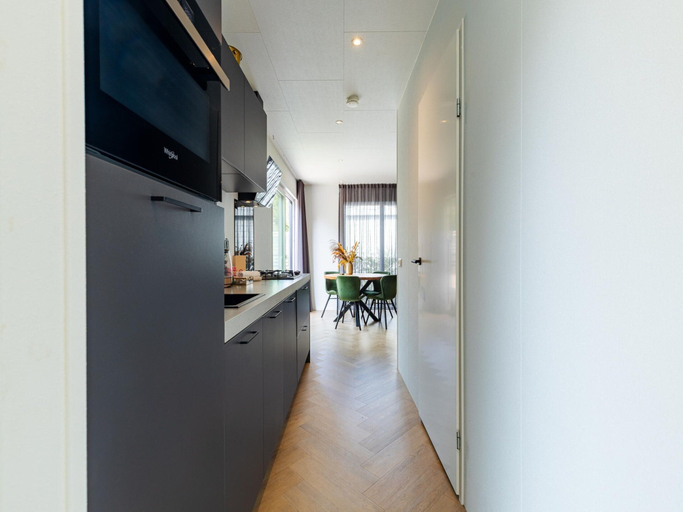 Private kitchen 4, Modern Chalet Near Beach in Renesse, Schouwen-Duiveland