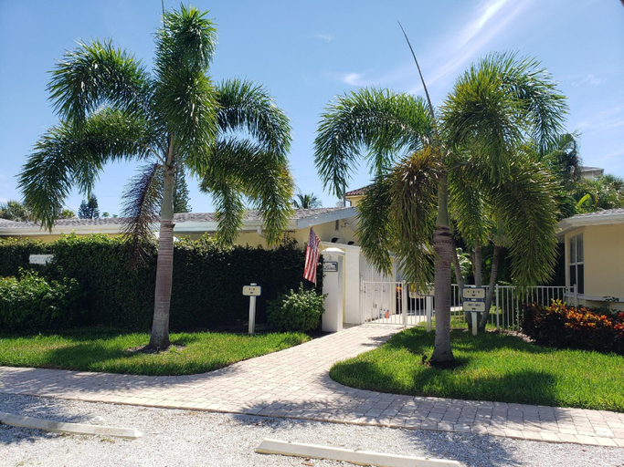 Exterior & Views, SeaSpray Resort, Sarasota