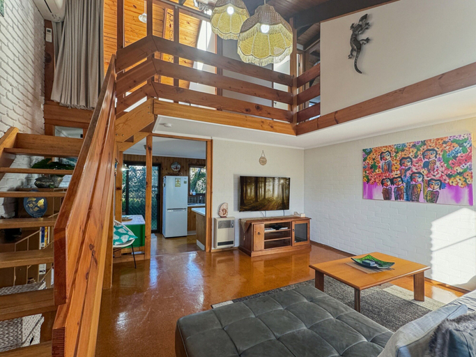 Primary image, 'Broulee Break' -2-Bed Beach House with Games Room, Eurobodalla