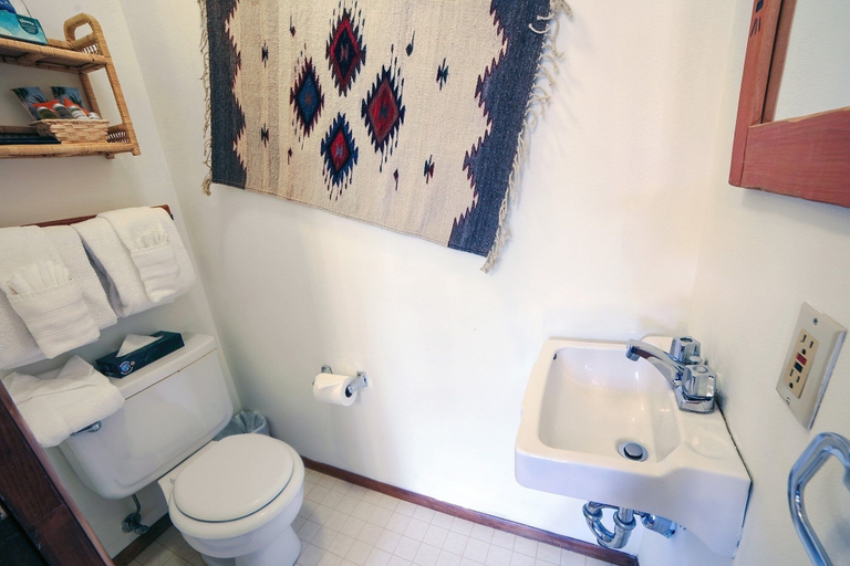 Bathroom 3, Sunnyside Knoll: 17 2 Bedroom Cabin, Larimer