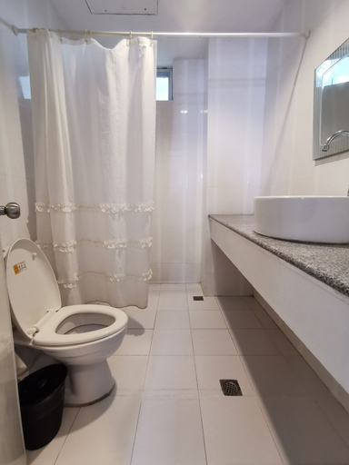 Bathroom 5, Cebu Hilltop Hotel, Cebu City