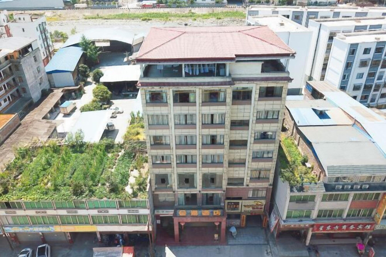 Exterior & Views, Hongyan Business Hotel, Ya'an