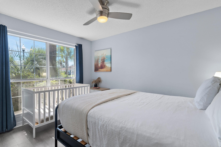 Room 5, Beach Fun at 231, Walton