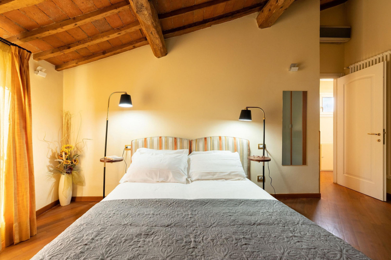 Others 5, Attico Amorino in Firenze, Florence