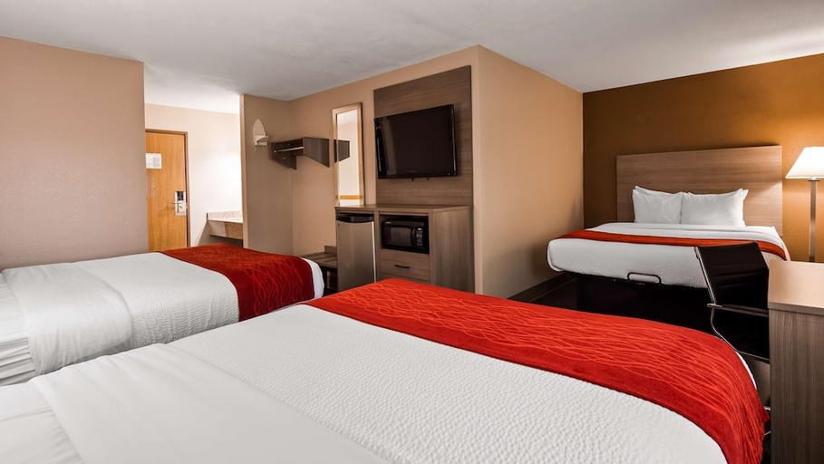Bedroom 2, SureStay Plus by Best Western Kearney Liberty North, Kansas City