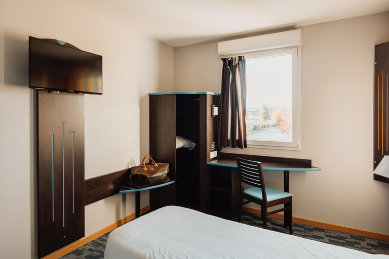 Bedroom 3, Hôtel Akena City Caudry, Nord