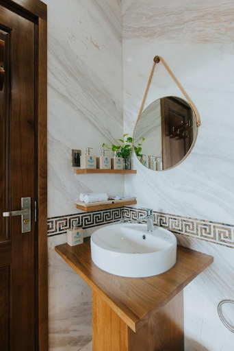 Bathroom, Ba Co Boutique Hotel, Da Nang