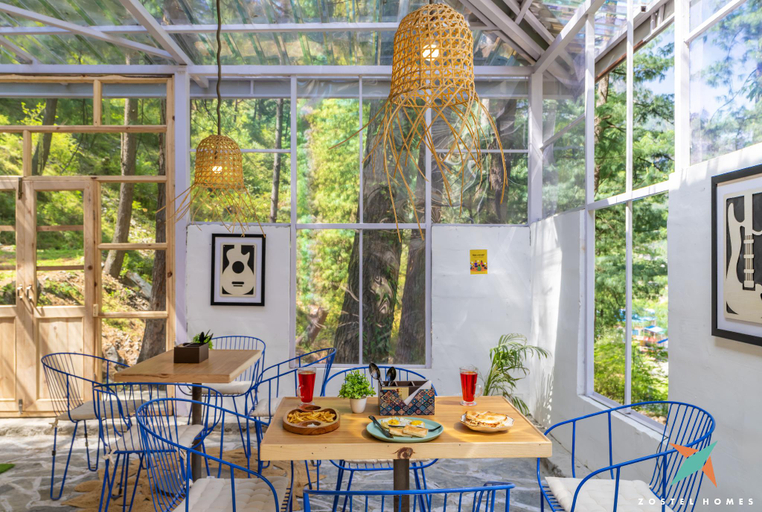 Food & Drinks 5, Zostel Homes Tirthan - Gushaini, Kullu