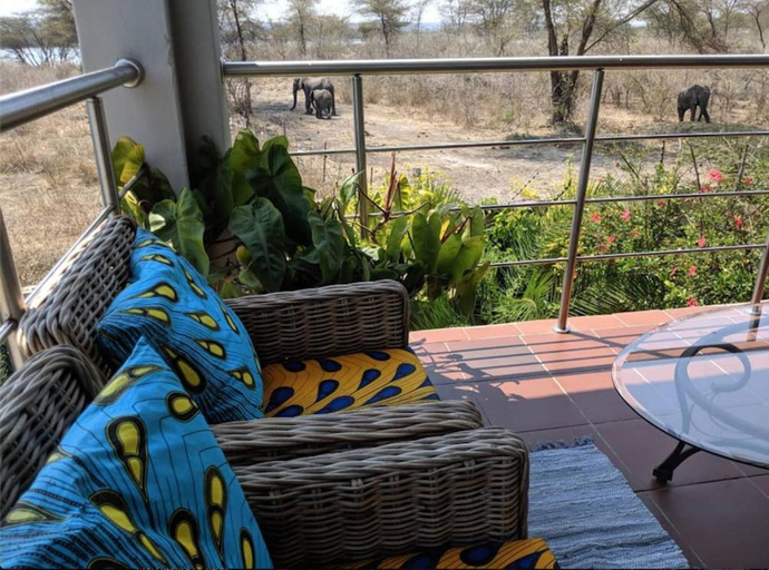 Front of property 5, Sunbirds Lodge Chobe, Chobe