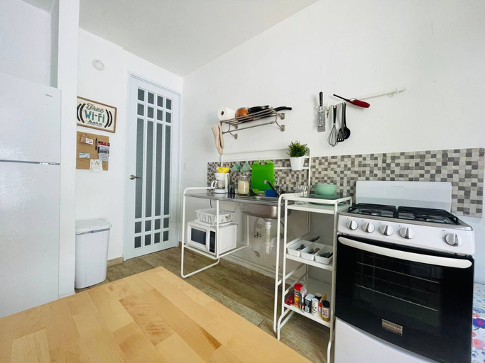 Room 2, Rainforesthouse4-bl in Ceiba