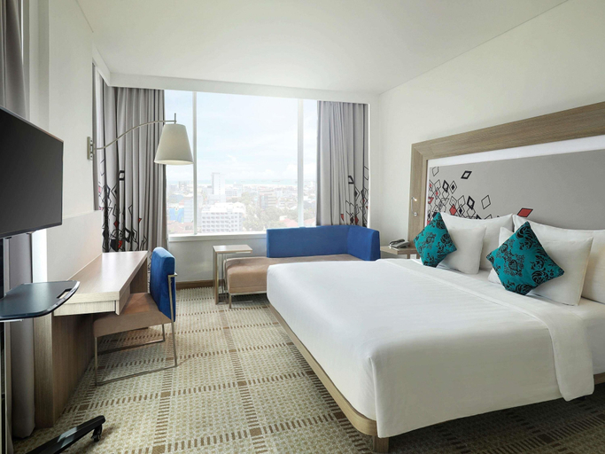 Bedroom 2, Novotel Makassar Grand Shayla, Makassar
