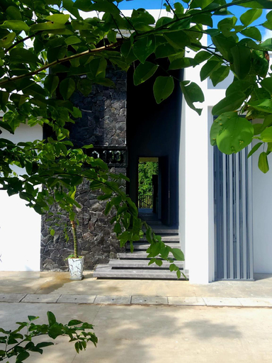 Entrance 3, Song View Pool Villa, Vangvieng