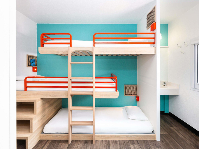 Bedroom 3, hotelF1 Paris Porte de Montreuil, Seine-Saint-Denis