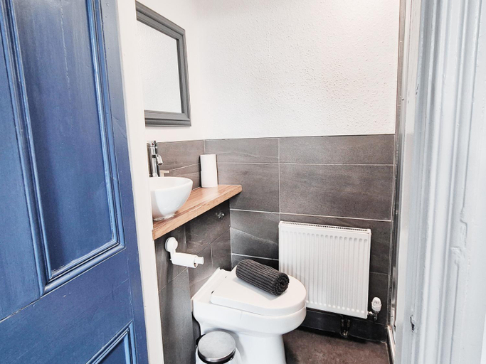 Bathroom 3, The Burford Hideaway, Nottingham