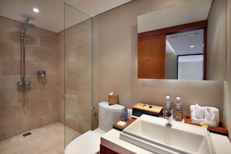 Bathroom 5, The Bandha Hotel & Suites, Badung