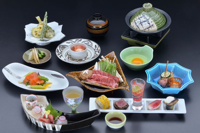 Food & Drinks 5, Yura No Yado SEIFUEN, Achi
