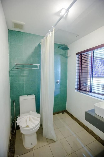 Bathroom 4, Landmark Patong Hotel, Phuket Island