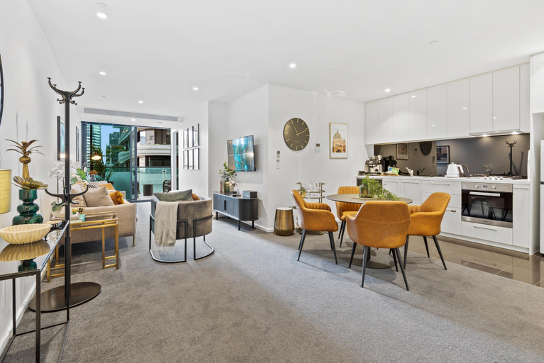 Others 4, Central Entertainer with Panoramic City Views, Melbourne