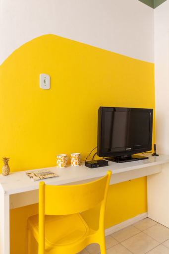 Room 2, Cozy 6 Minutes From Copacabana Beach Br710, Rio de Janeiro
