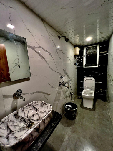 Bathroom, The cottage, Pune