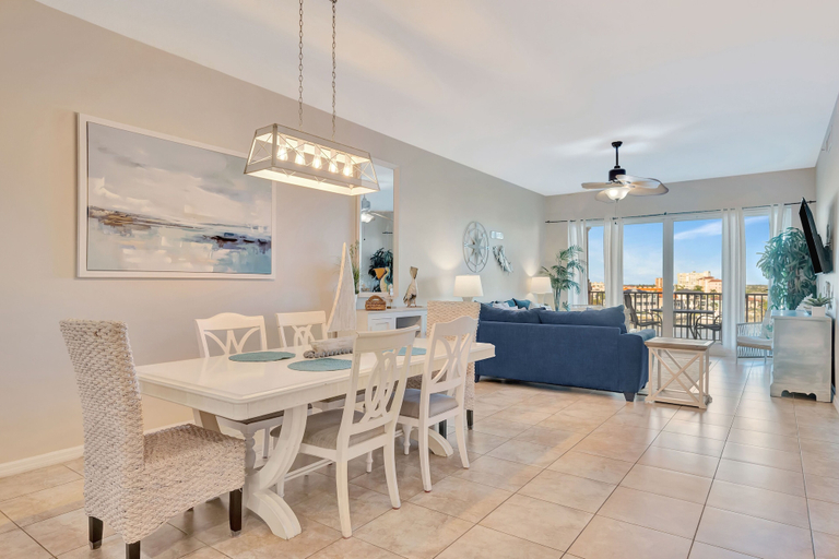 Others 3, Harborview Grande Condominium, Pinellas