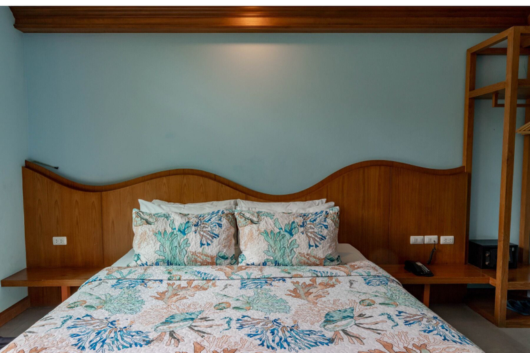 Bedroom 3, Royal Pineapple Hotel, Krabi, Mueang Krabi