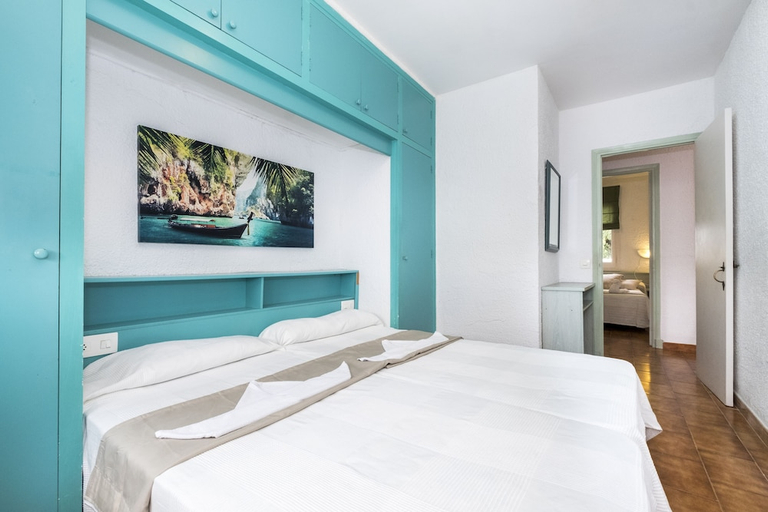 Bedroom 3, Apartamentos Playa Parc, Baleares