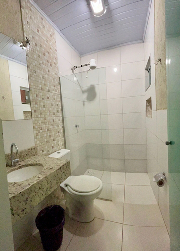 Bathroom, Hotel Contagem, Brasília