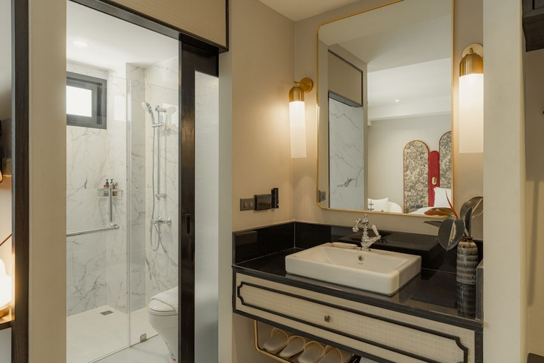 Bathroom 4, The 3 Sis, Muang Chiang Mai