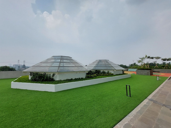 Exterior & Views 2, Restful And Warm Studio Serpong Garden Apartment, Tangerang