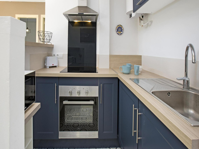5, Apartment in Spain Near Sandy Beach, Girona
