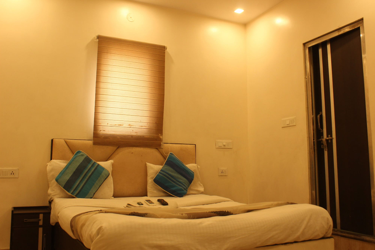 Room 1, Olive Inn Hotel, Lucknow