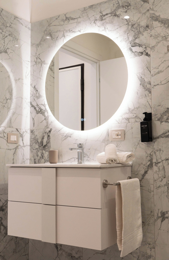 Bathroom 4, Notes in Corvetto by Wonderful Italy, Genova