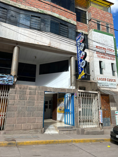 Exterior, hospedaje libra II, Cusco