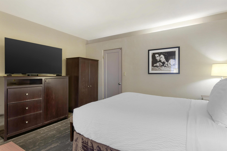 Bedroom 4, Best Western Frontier Motel, Inyo