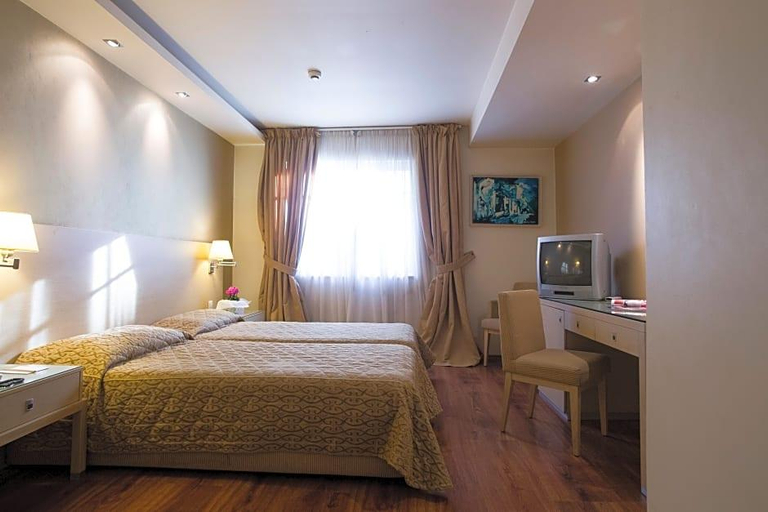Bedroom 2, Davitel Tobacco Hotel, Central Macedonia
