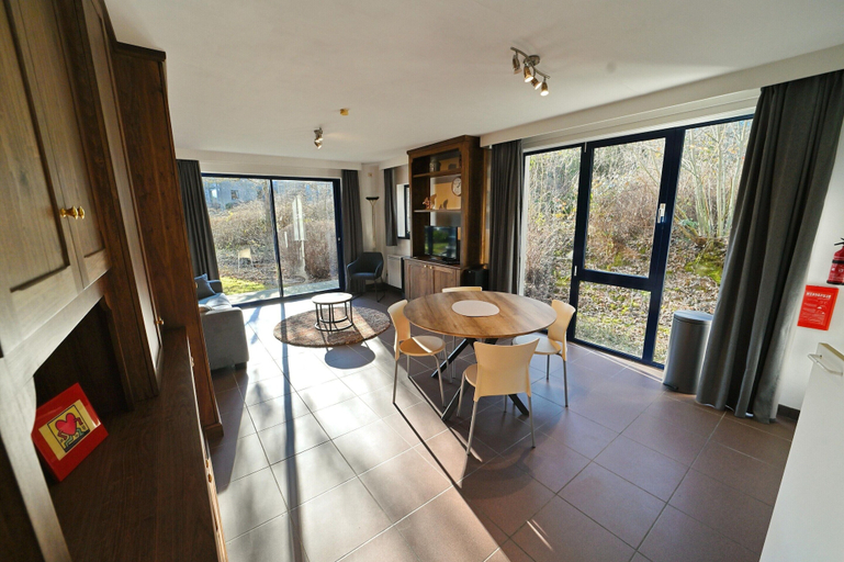 Dining 3, Apartment in Durbuy Near Ourthe River, Luxembourg