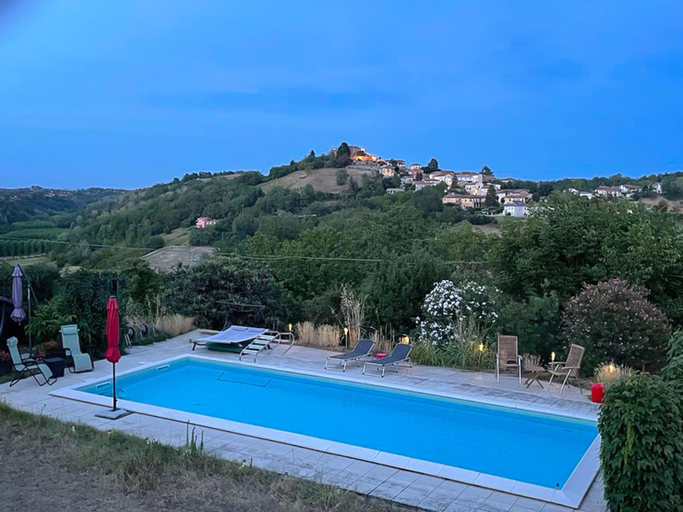 Room 3, Villa Bricco Astiani, Asti