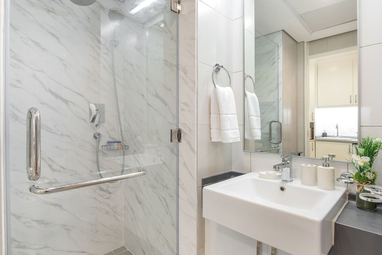 Room 3, Tranquil Studio With Unmatched Ocean Views in Palm, Dubai
