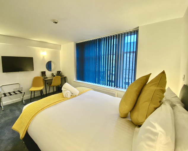 Bedroom 2, Crows Hotel, Lancashire