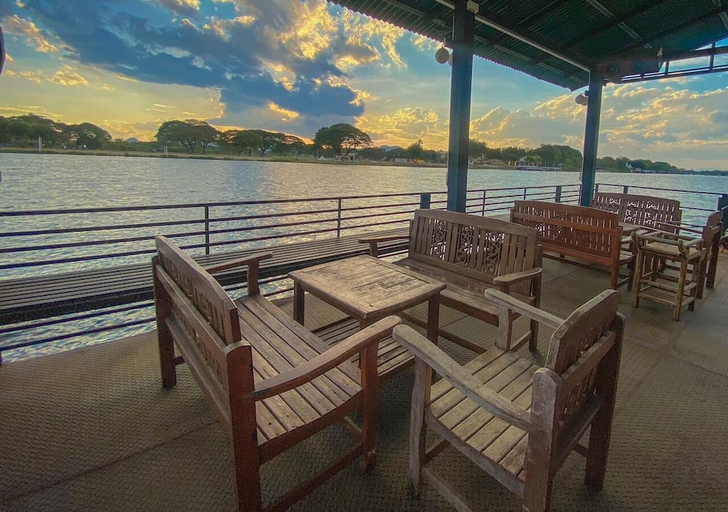 Food & Drinks, Tara Raft Kanchanaburi, Muang Kanchanaburi