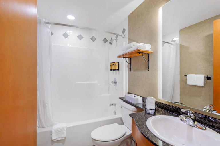 Bathroom 4, Best Western Plus Valemount Inn & Suites, Fraser-Fort George