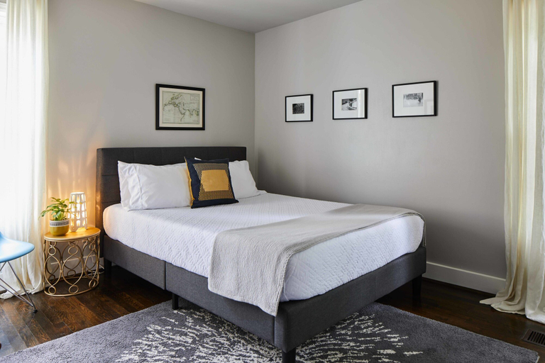 Room 5, Modern Pet-friendly Retreat Named Best BnB in Bham, Jefferson